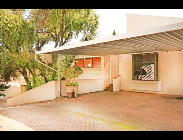 4 BEDROOM HOUSE FOR SALE IN BEDFORD PARK